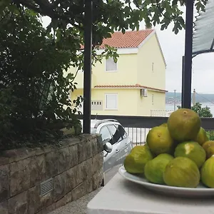 https://apartment-sandra-crikvenica.primorje-gorskikotar.com
